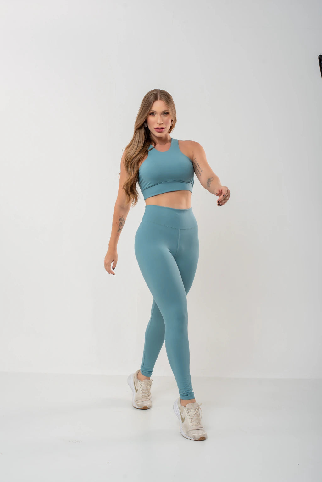 Conjunto Celeste - Conjunto Fitness Feminino com Top de Sustentação e Legging