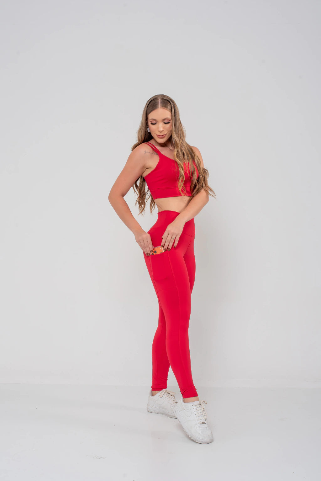 Conjunto Valéria - Conjunto Fitness Feminino com Legging de Bolso e Top com Bojo Removível