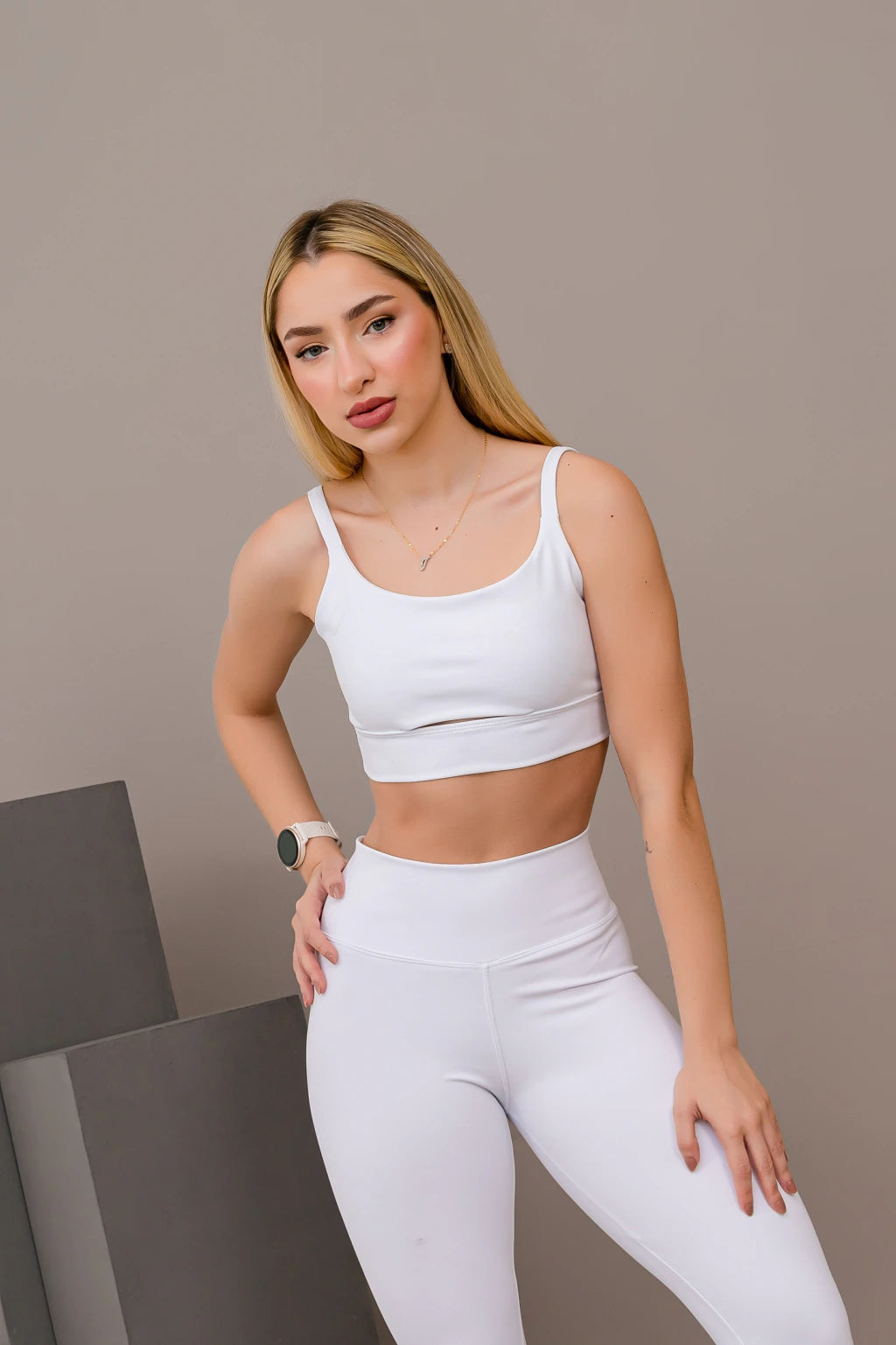 Conjunto Luna - Conjunto Fitness Feminino com Legging de Bolso e Top com Bojo
